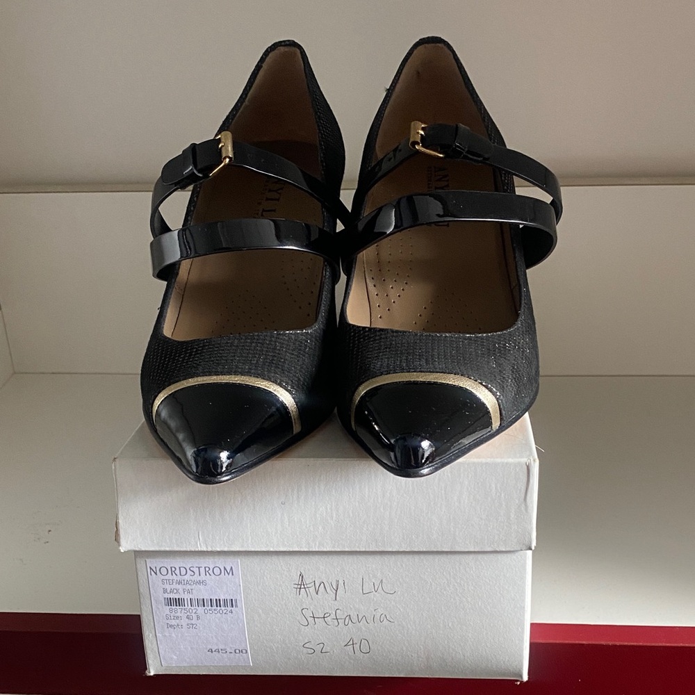Anyi Lu Stunning Leather Black Gold Comfort Shoes New With Tags